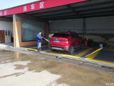 洗車打磨，匠心養護 感受貼心售后服務的溫度